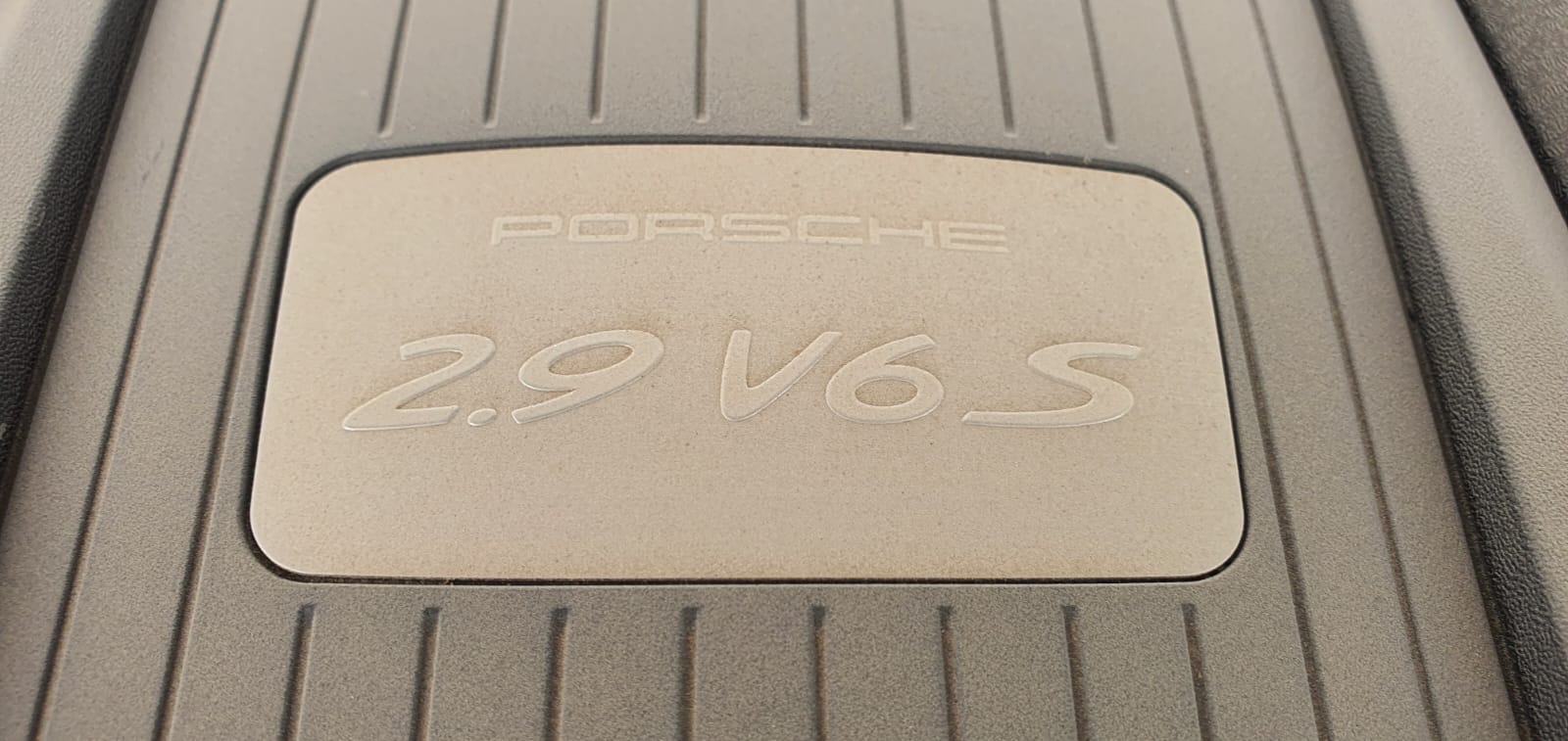 Porsche؜ Macan؜ 2022