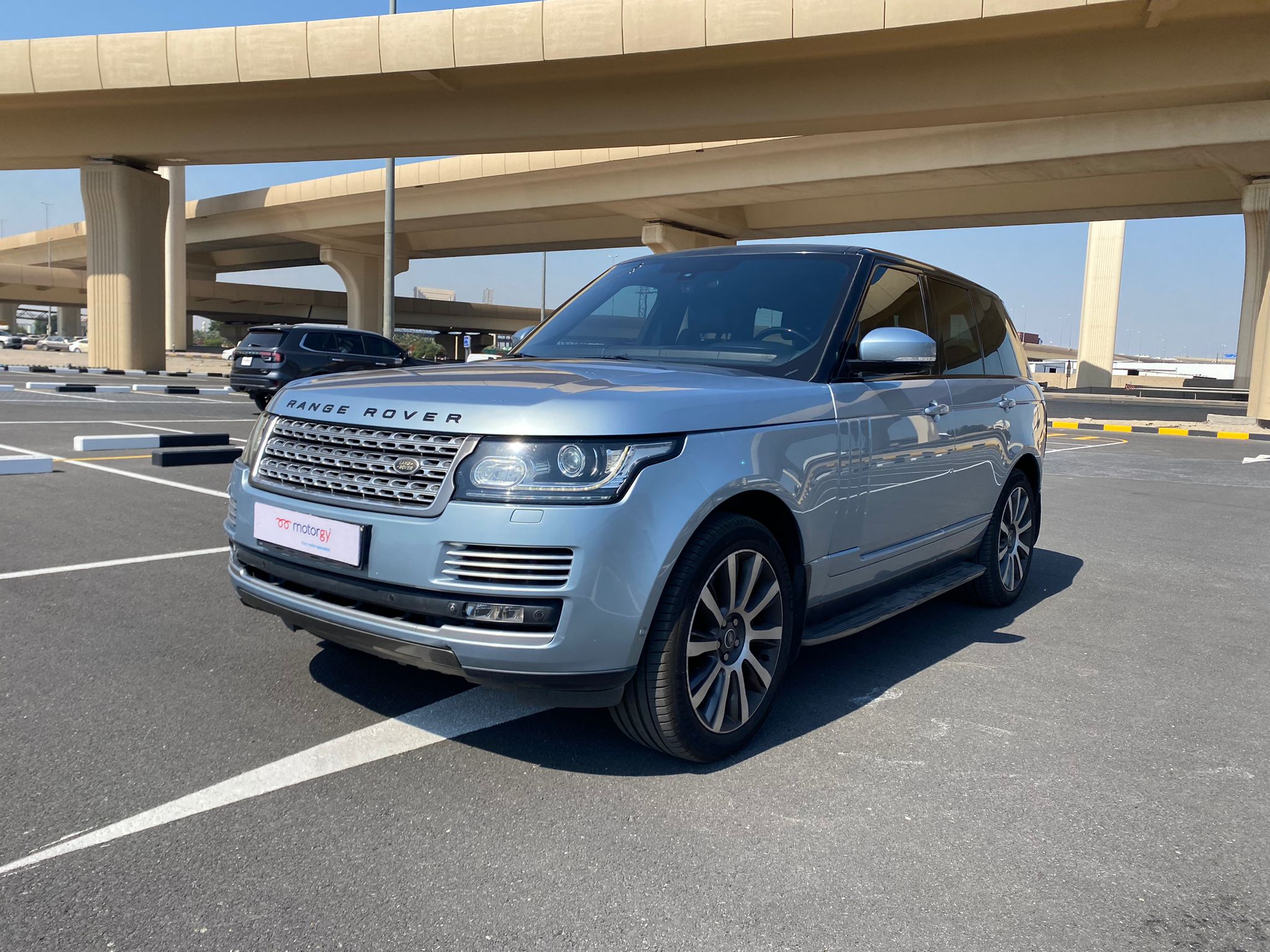 Motorgy | Land Rover Range-Rover 2013