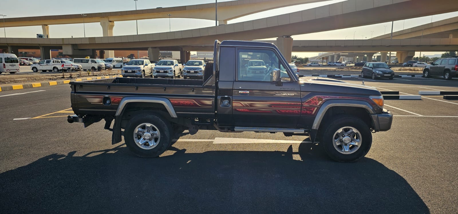 Motorgy | Toyota؜ Land-Cruiser-Pickup؜ 2015